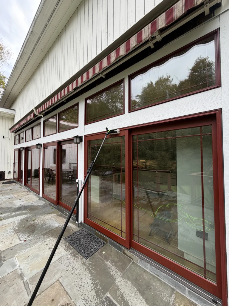 Window Cleaning Fairfield County CTv