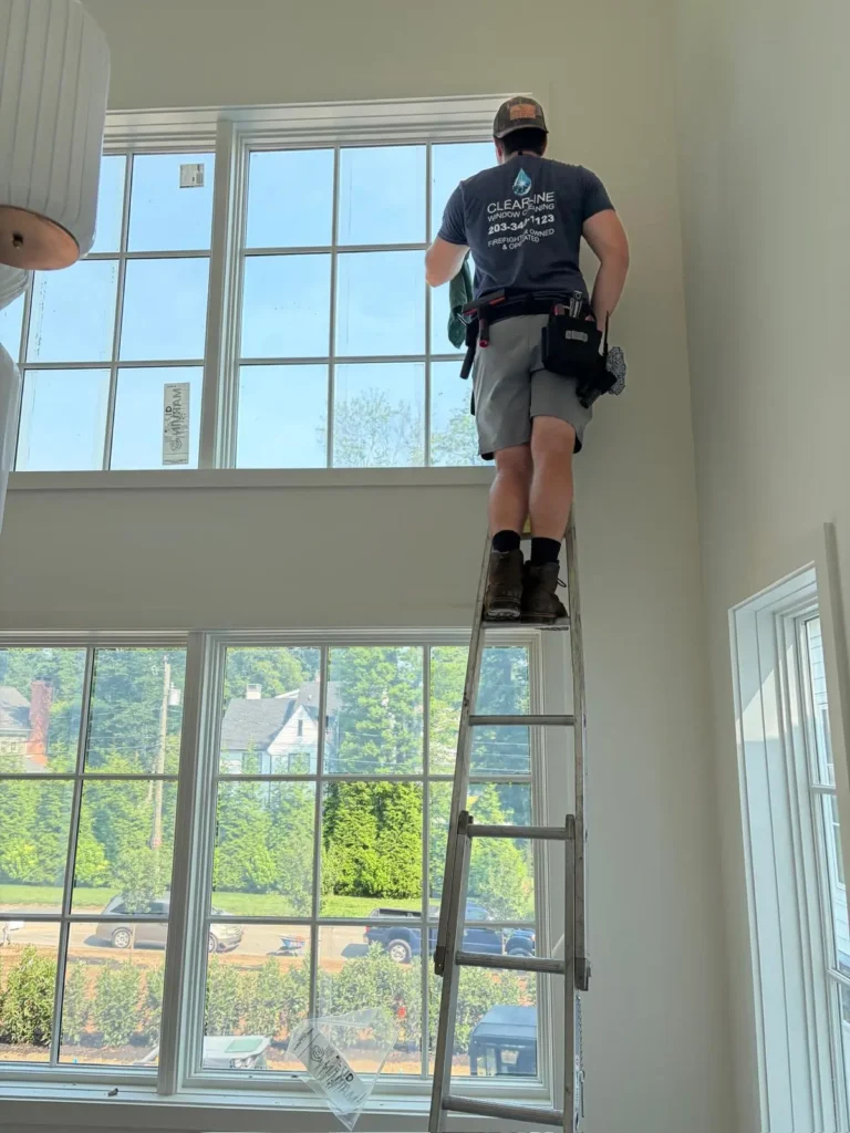 Gutter Cleaning in Ridgefield CT